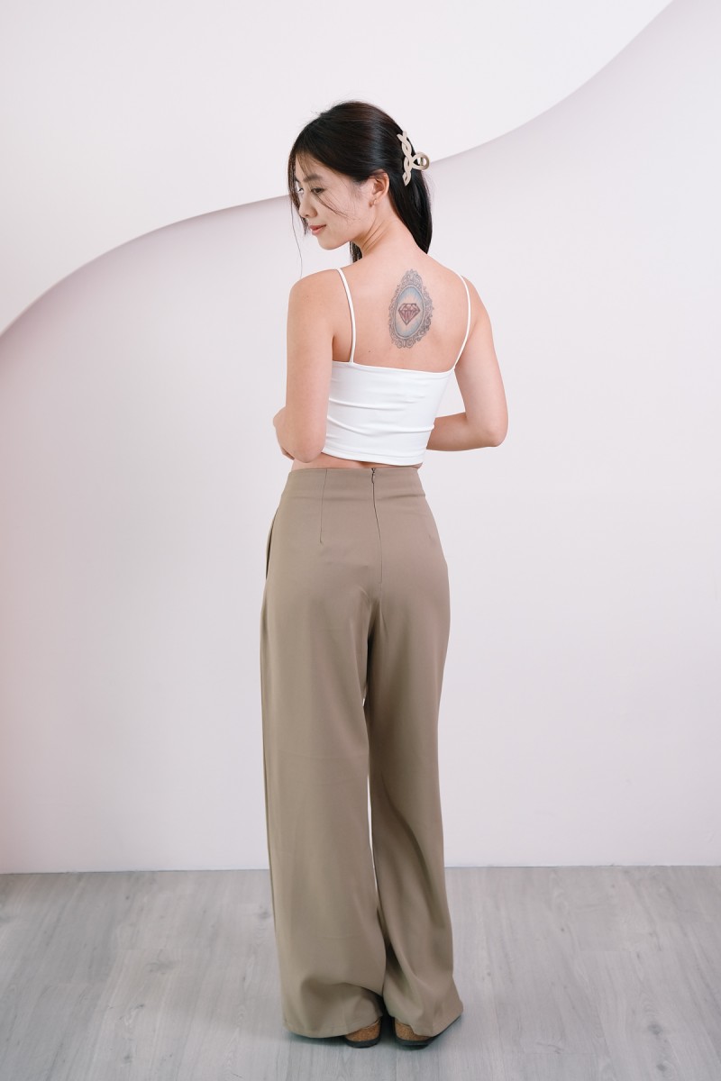 RESTOCK3: Stride Flowy Seamless Pants in Khaki