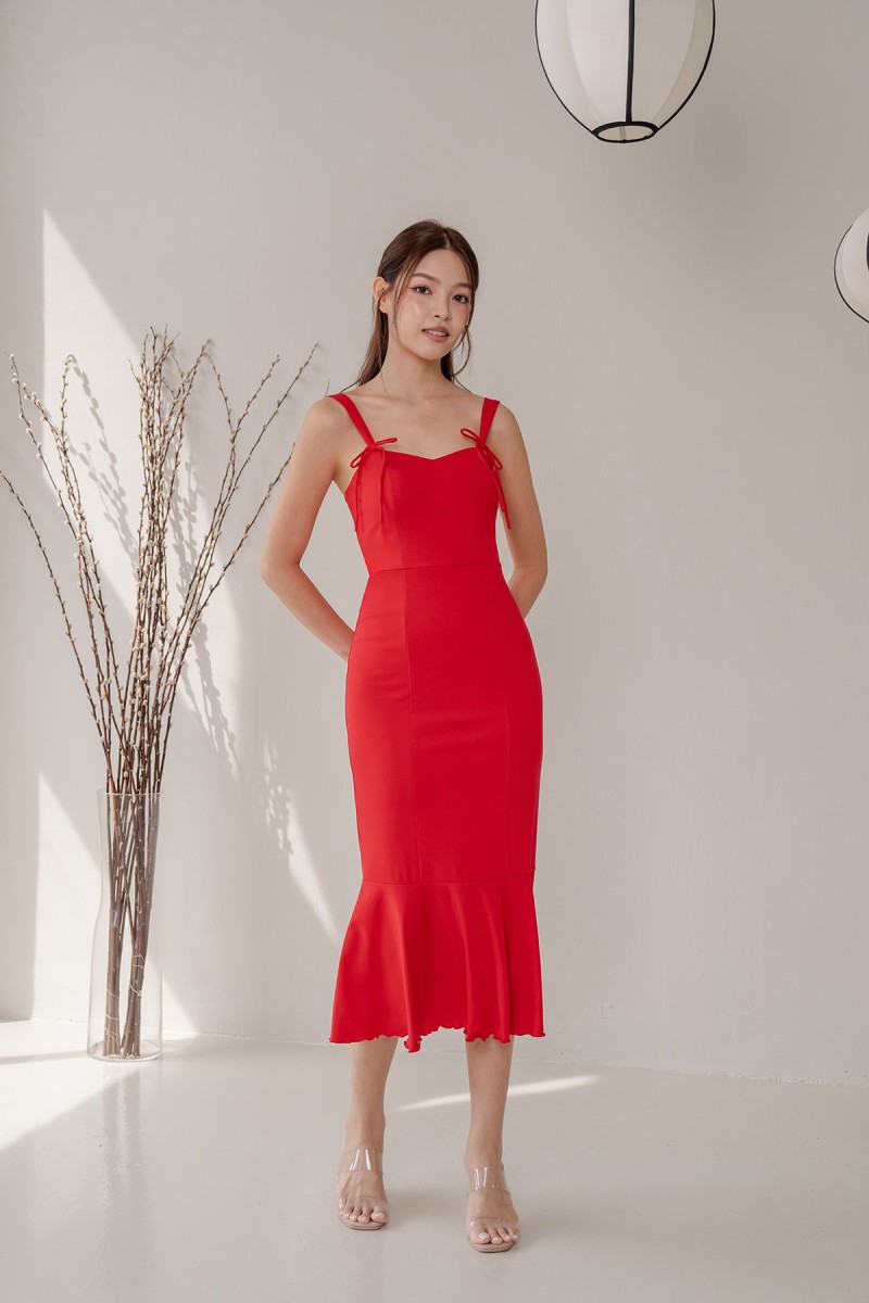 Rionne Ribbon Mermaid Hem Dress in Red