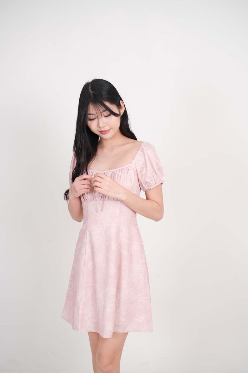 Freesia Floral Puff Sleeve Dress in Pink