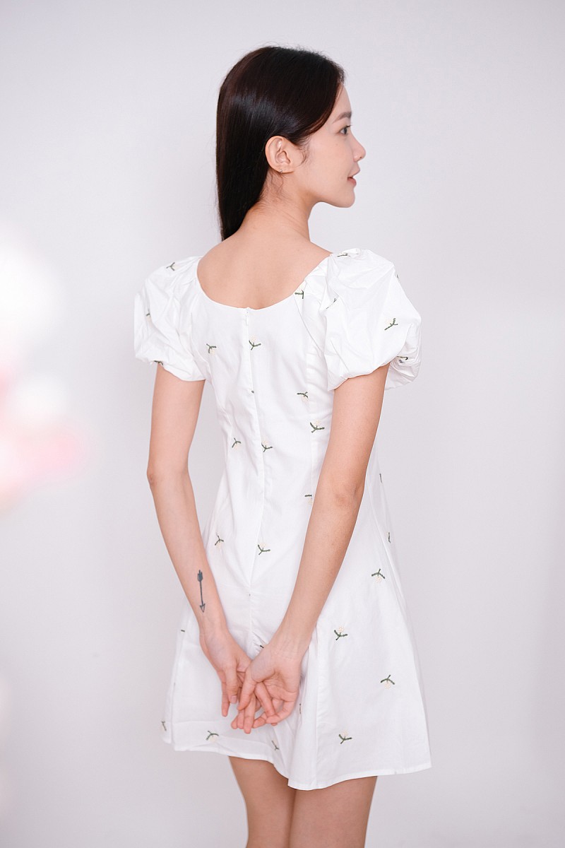 Daycee Floral Embroidered Puff Sleeve Dress in White