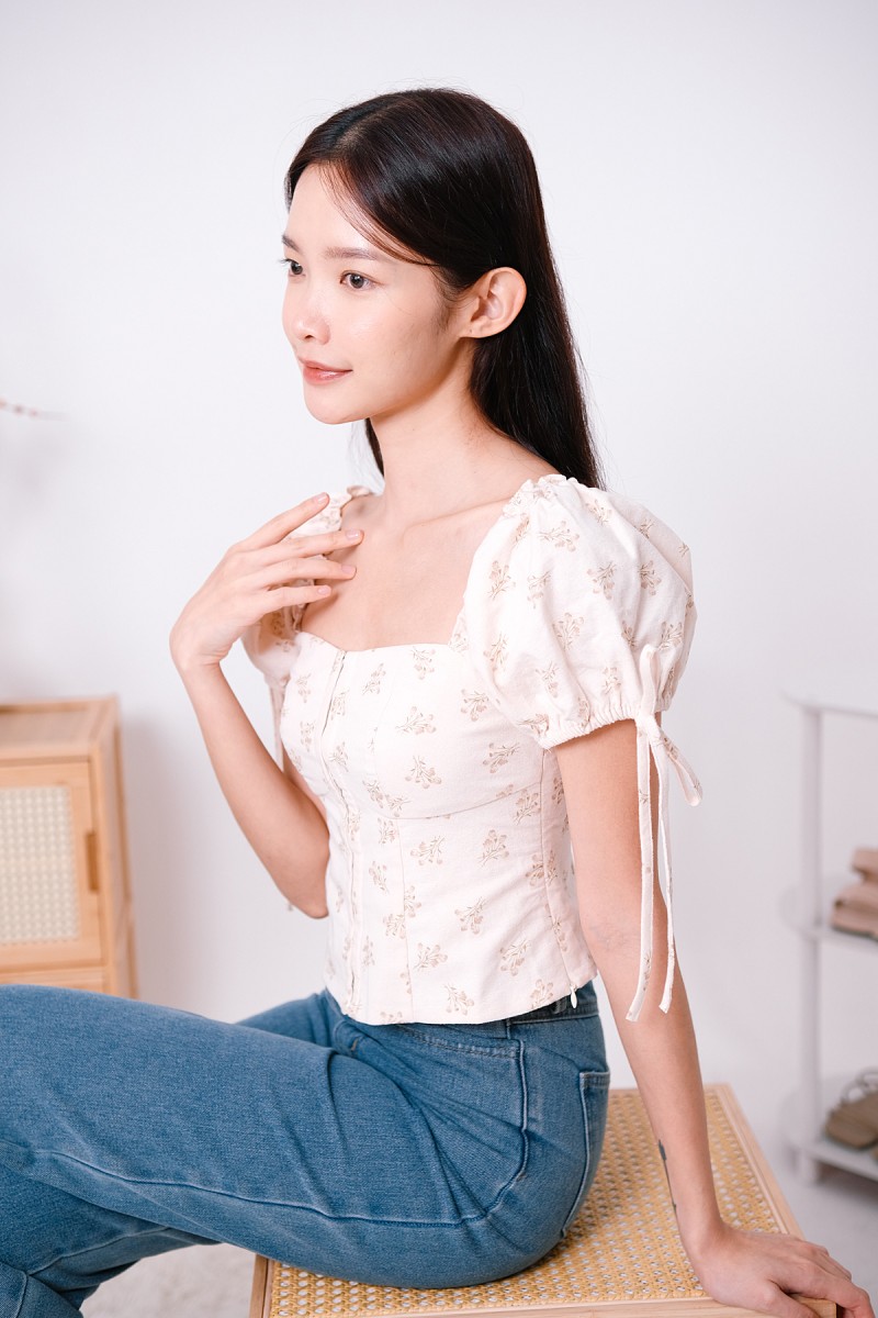 Rosemary Floral Puff Sleeve Top in Brown