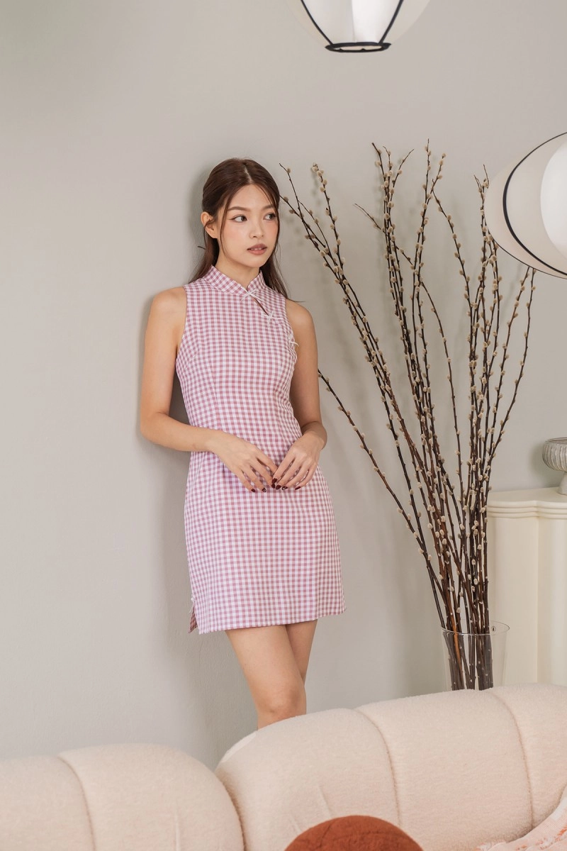 Grace Gingham Cheongsam in Pink