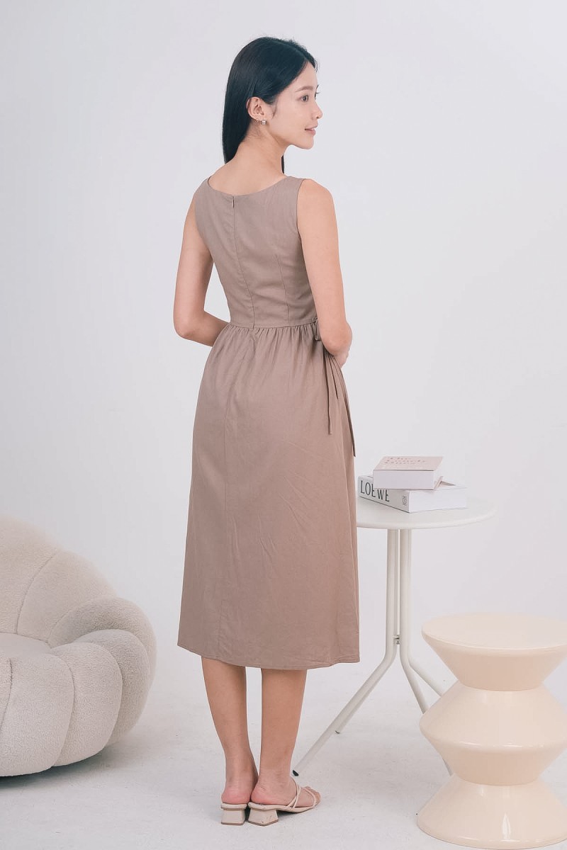 Ellada U-Neck Midaxi in Taupe