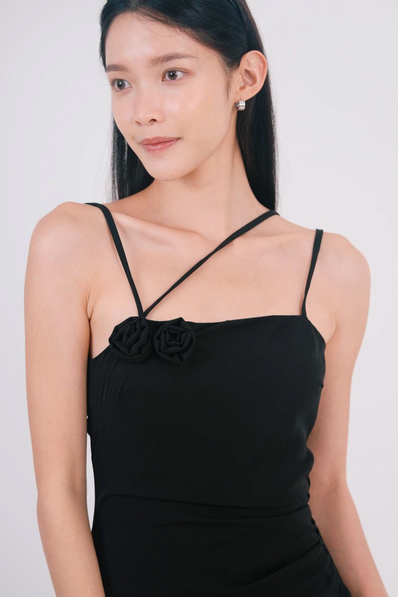 Rosette Rose Ruched Dress in Black