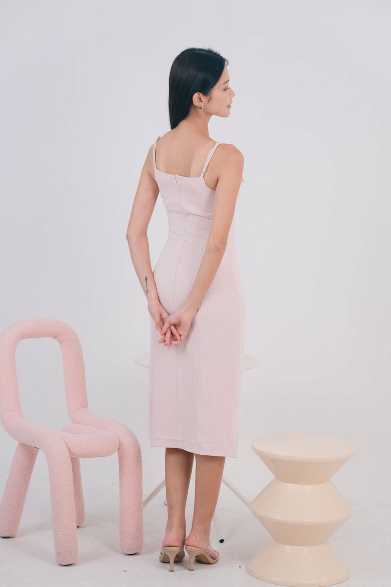 Rosette Rose Ruched Dress in Pink