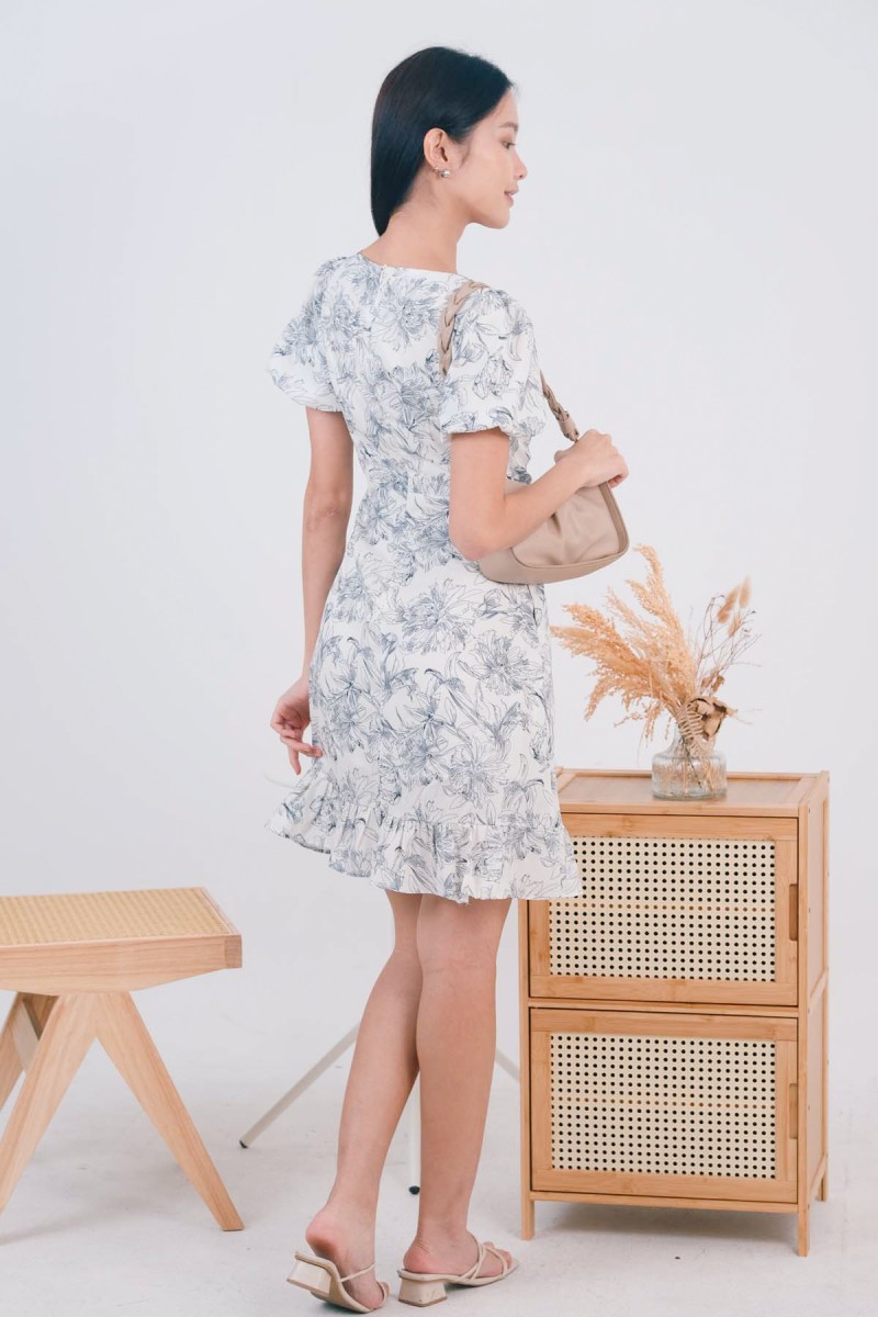 Megan Floral Puff Sleeve Dress in Navy