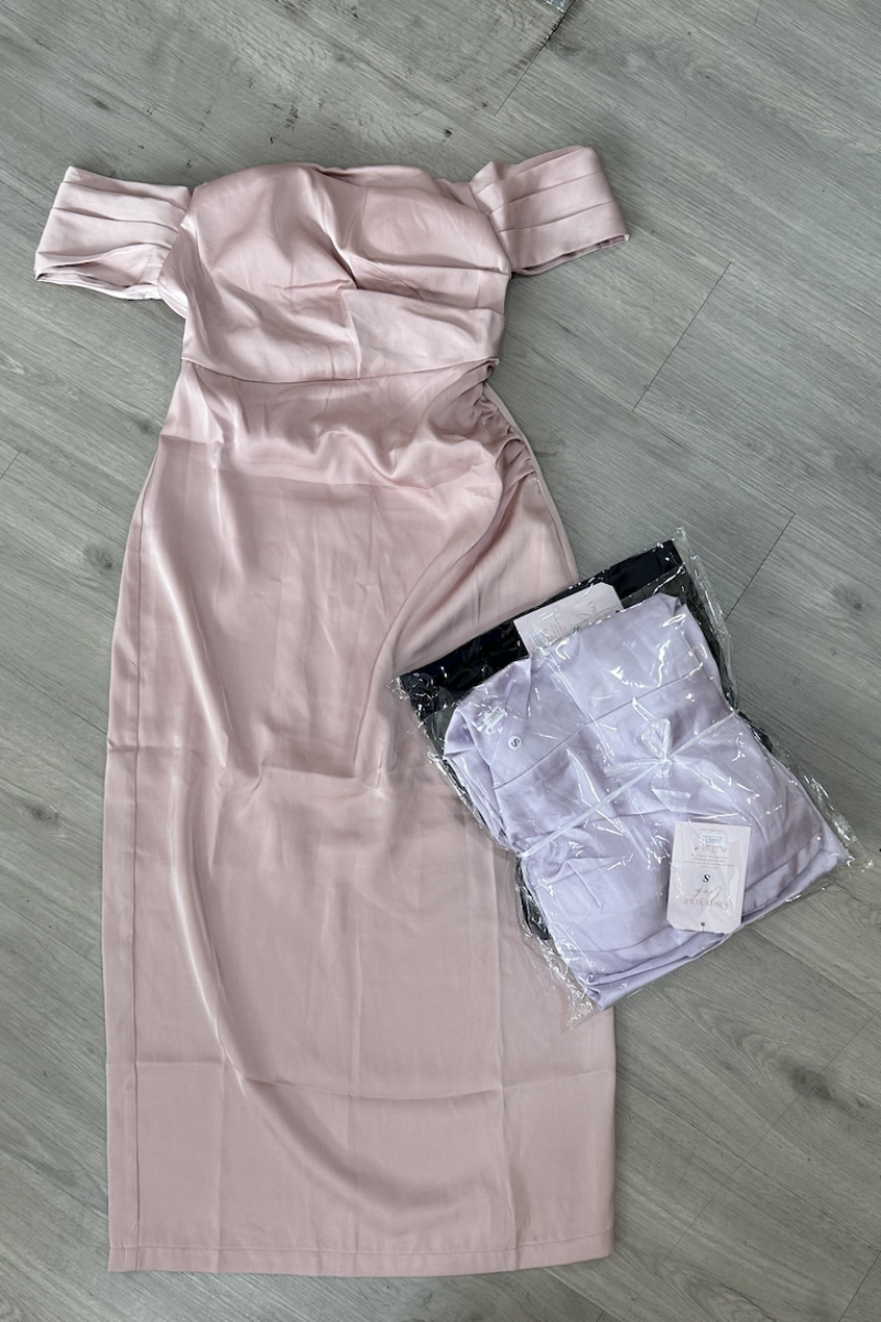 Mirelda Off-Shoulder Padded Tube Dress in Pink