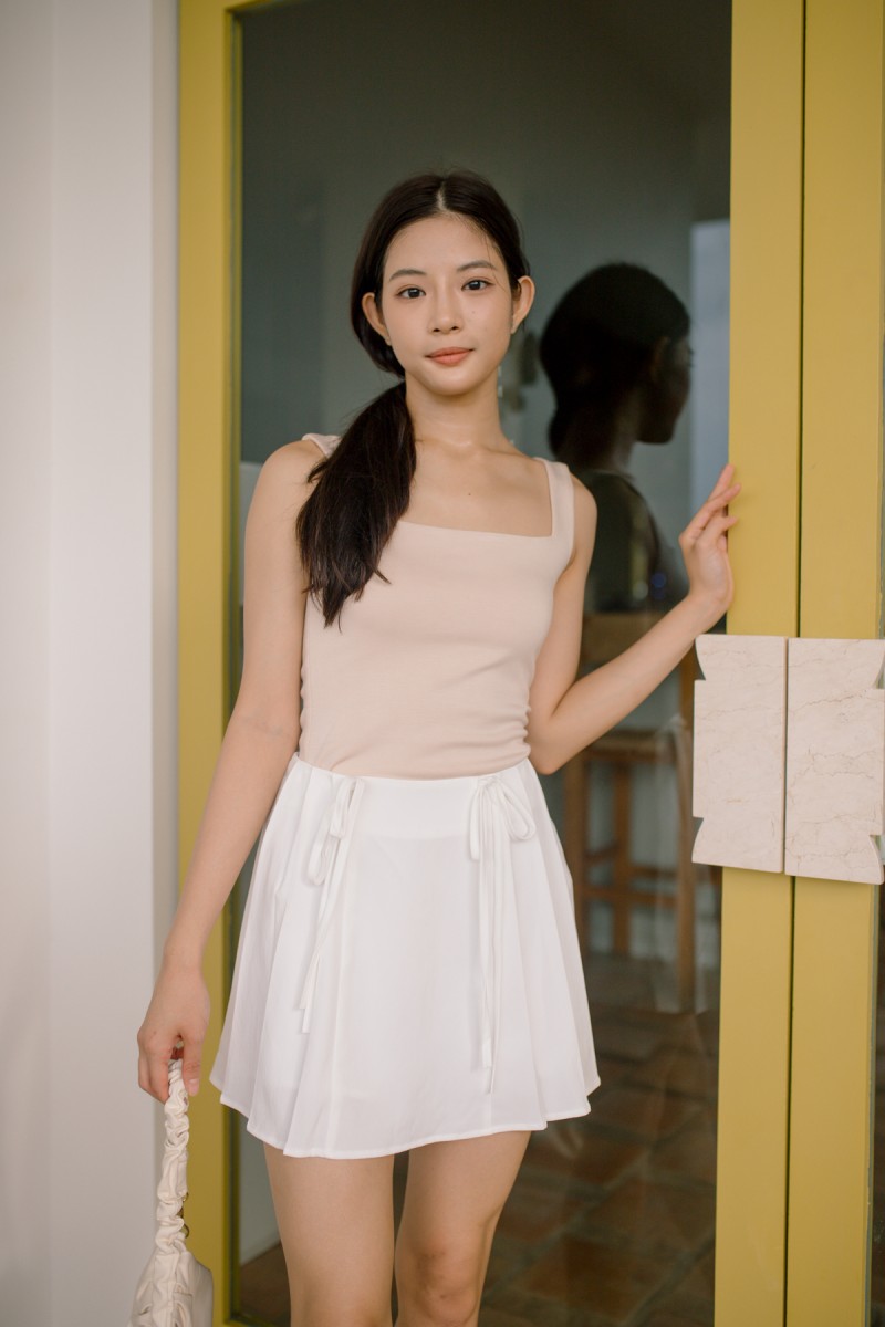 RESTOCK: Edge Square Neck Tank Top in Cream