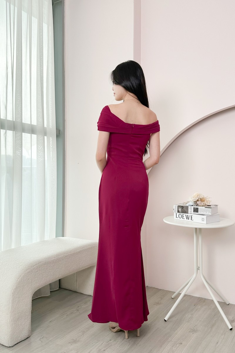 RESTOCK4: Viore Off-Shoulder Overlap Dress in Wine