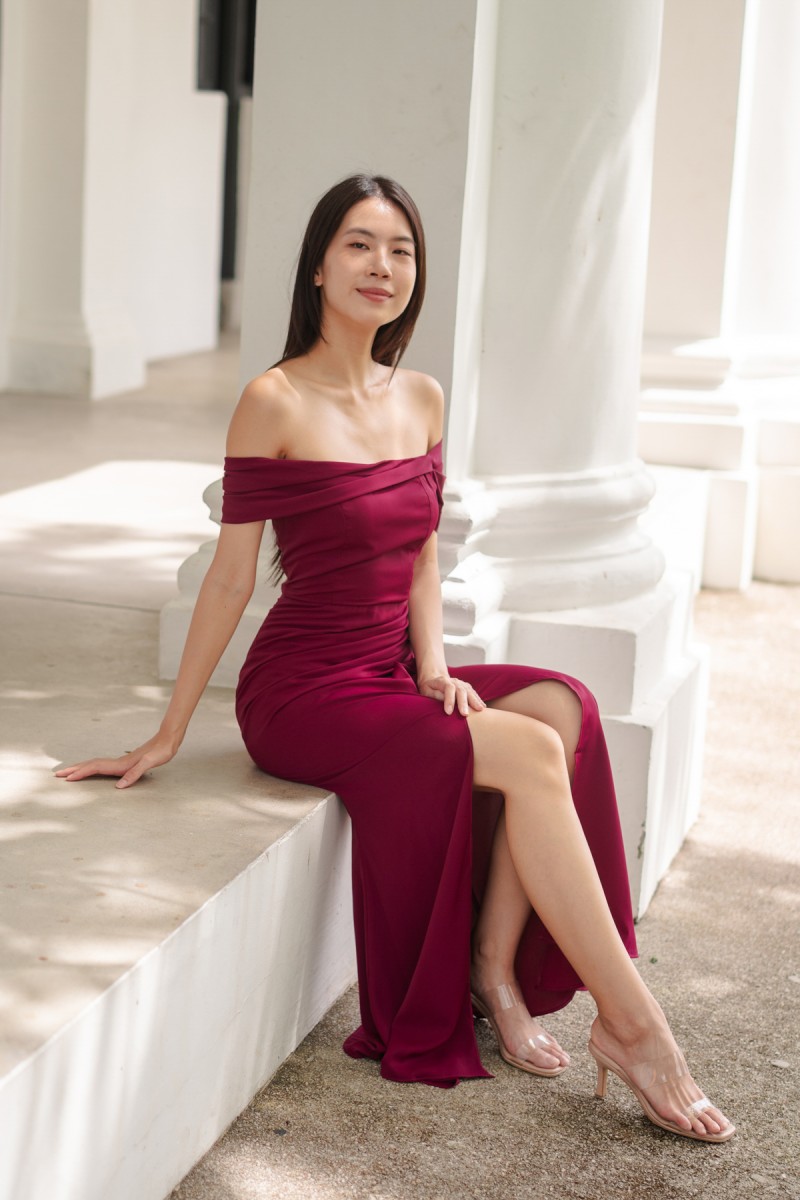RESTOCK4: Viore Off-Shoulder Overlap Dress in Wine