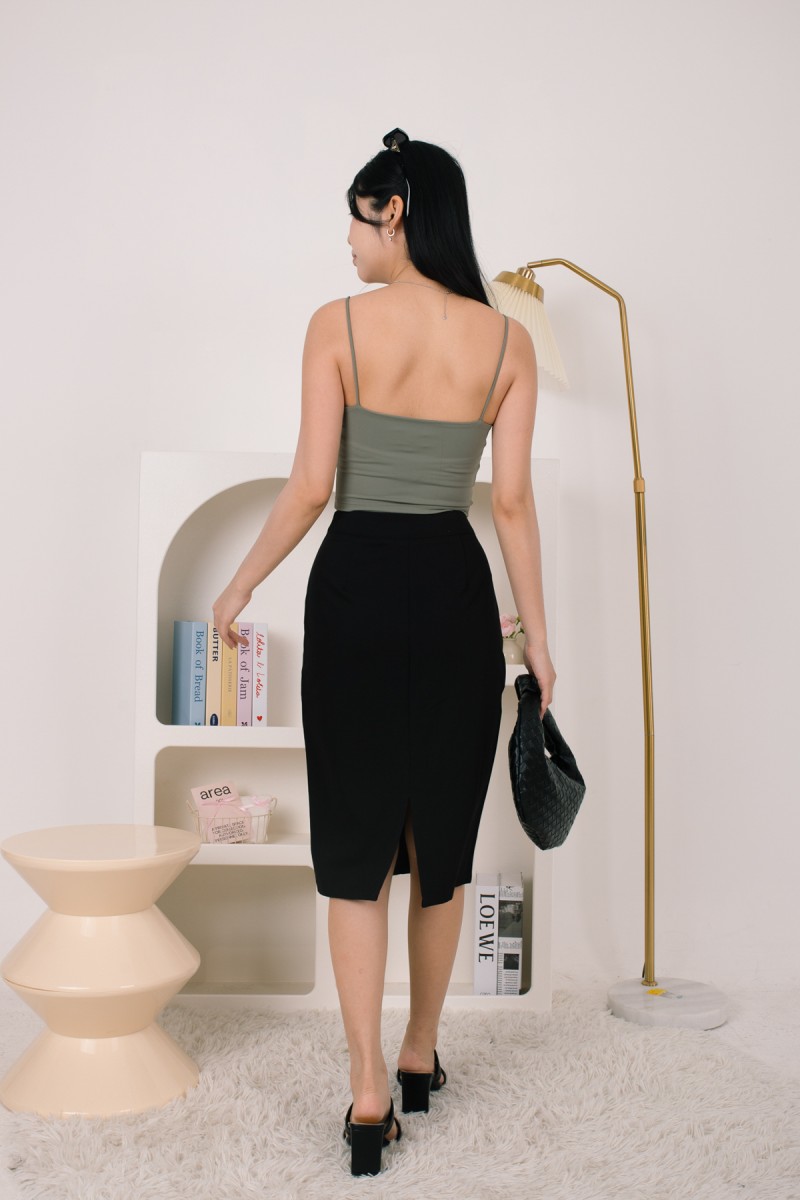 Ulina Tailored Pencil Skirt in Black