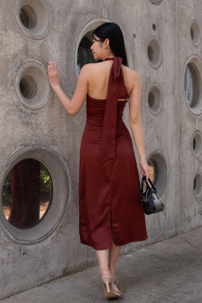 Evara Halter Tie-Back Maxi Dress in Wine