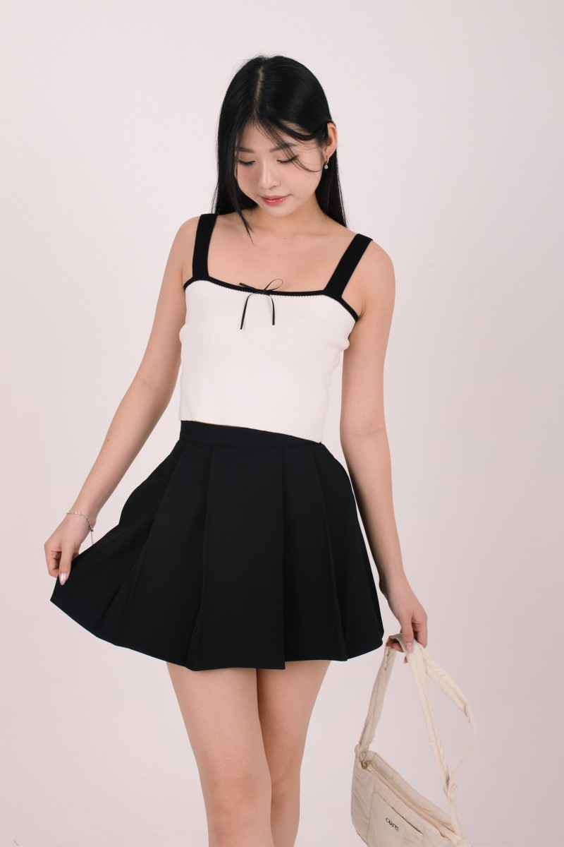 Ruelle Pleated Mini Skorts in Black