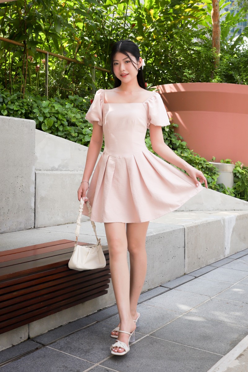 Tiea Puff-Sleeve Mini Dress in Blush