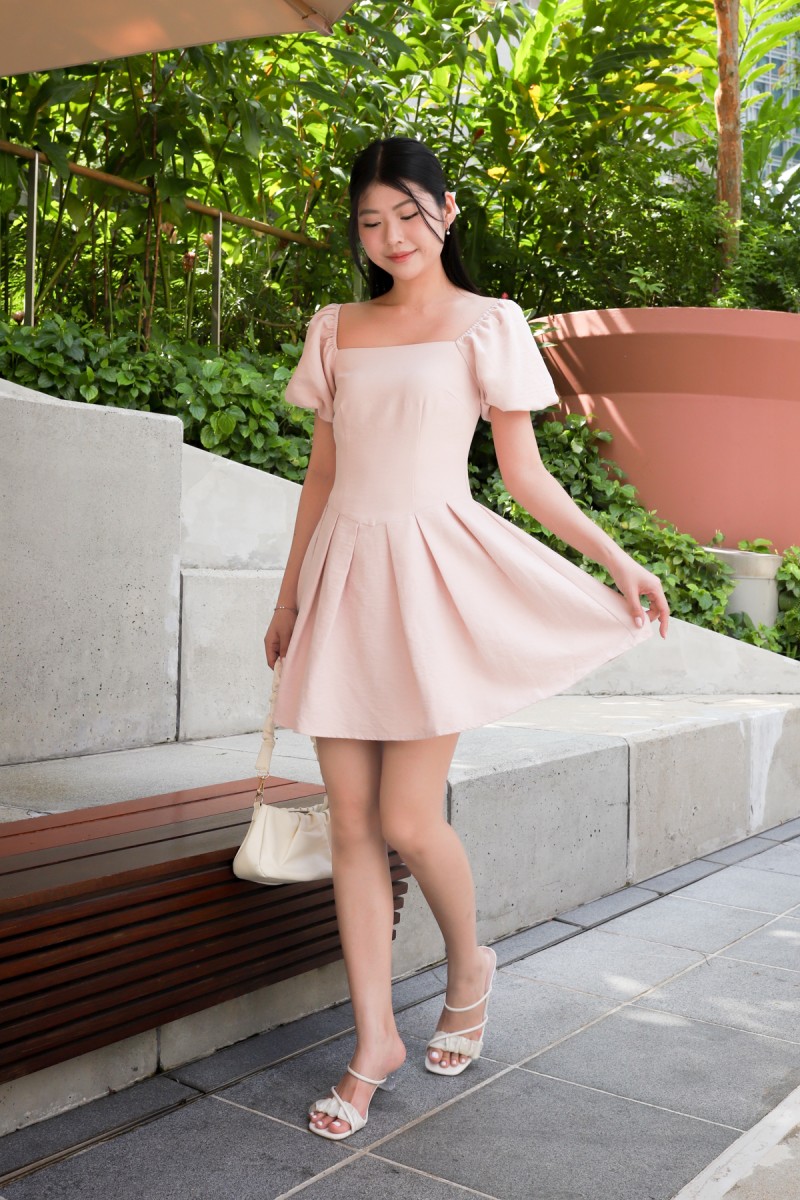 Tiea Puff-Sleeve Mini Dress in Blush