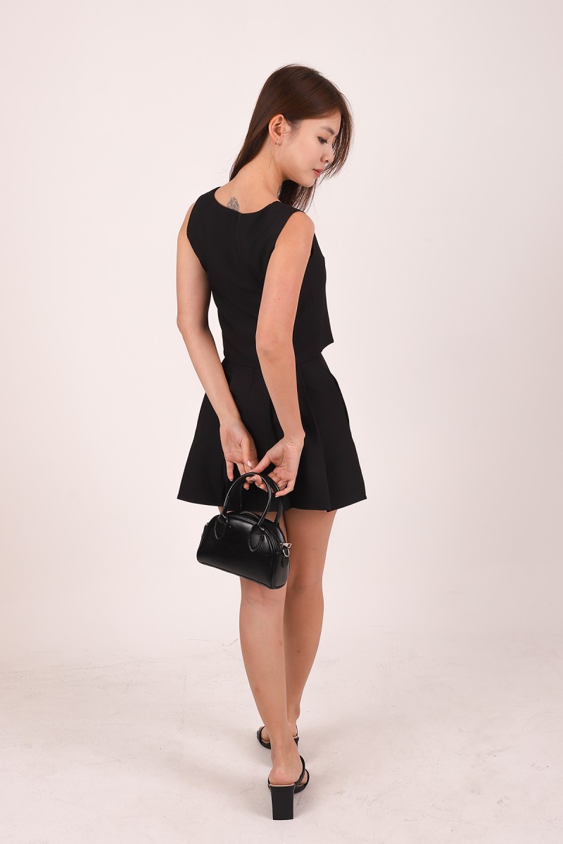 Ruelle Pleated Mini Skorts in Black
