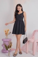 Dowie Textured V-Dip Dress in Black (MY)