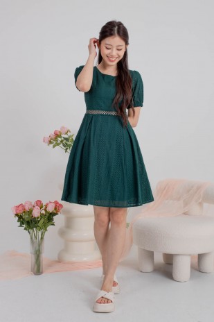 Erine Lace Embroidery Puff Dress in Forest (MY)