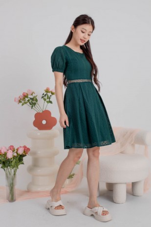 Erine Lace Embroidery Puff Dress in Forest (MY)