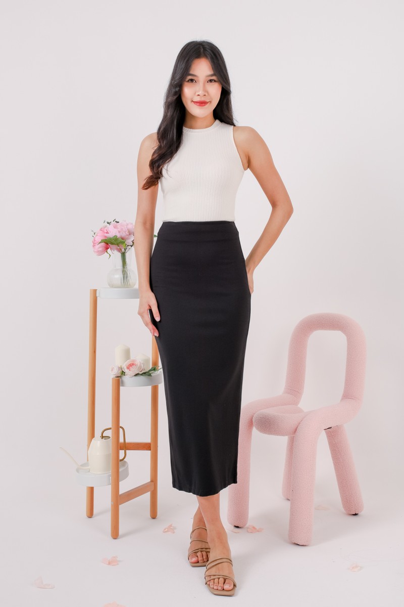 Fantine Maxi Skirt in Black (MY)