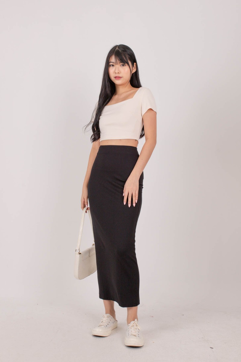 Fantine Maxi Skirt in Black (MY)