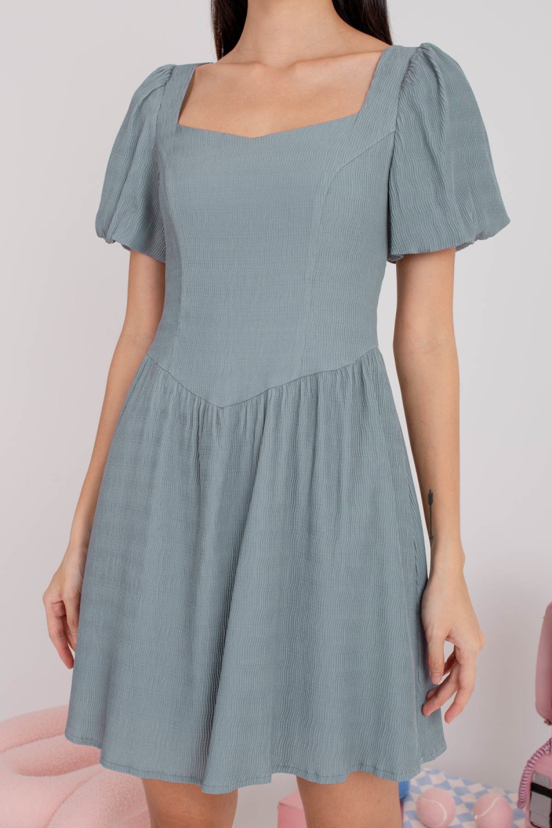 Cerra Textured Puff Dress in Steel (MY)
