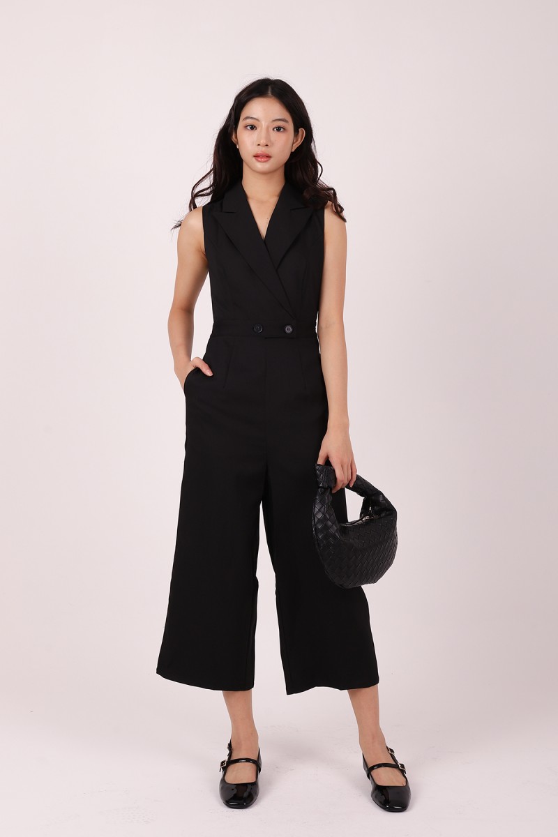 Avestia Collared Sleeveless Jumpsuit in Black