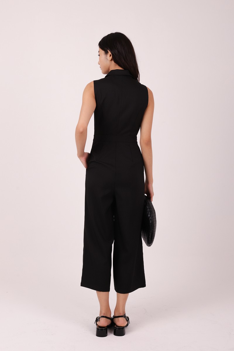 Avestia Collared Sleeveless Jumpsuit in Black