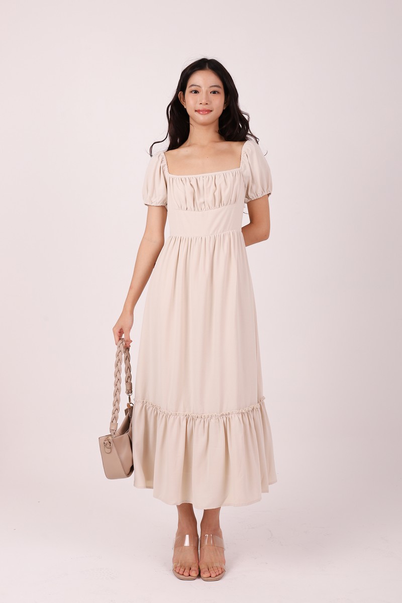 Triselle Puff Sleeves Midi Dress in Cream