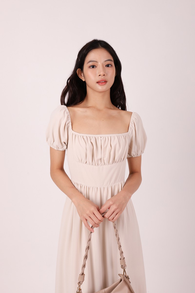 Triselle Puff Sleeves Midi Dress in Cream
