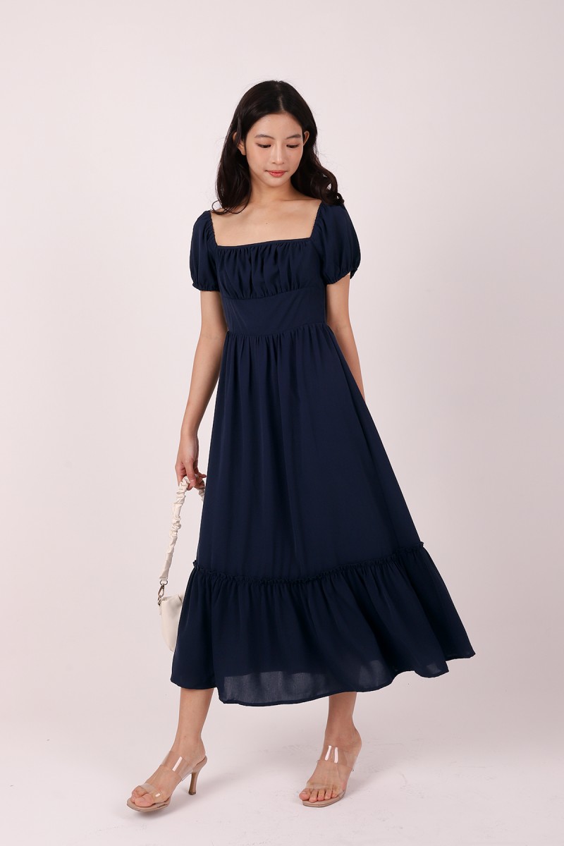 Triselle Puff Sleeves Midi Dress in Navy