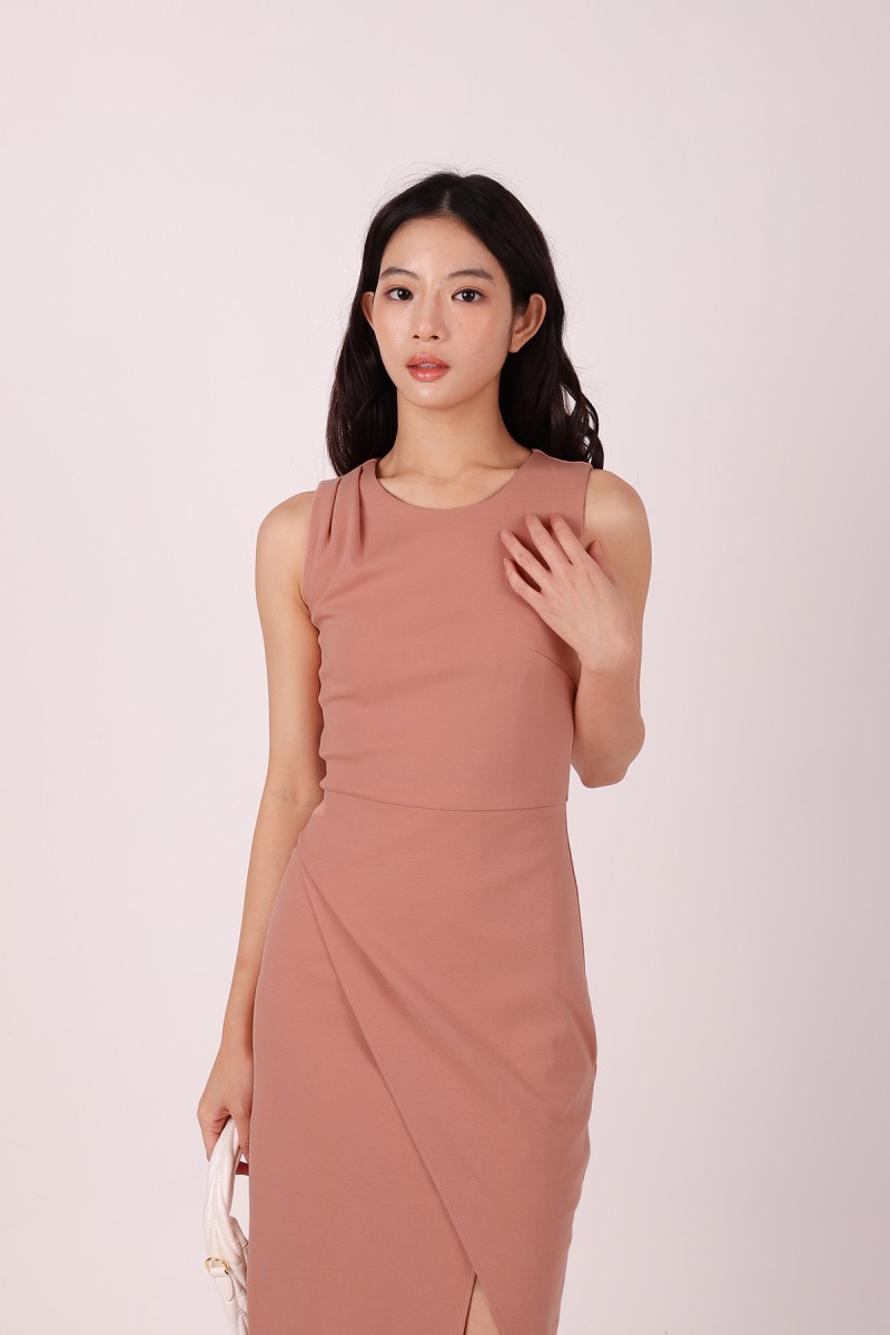 Caelina Overlay Sleeveless Dress in Rust