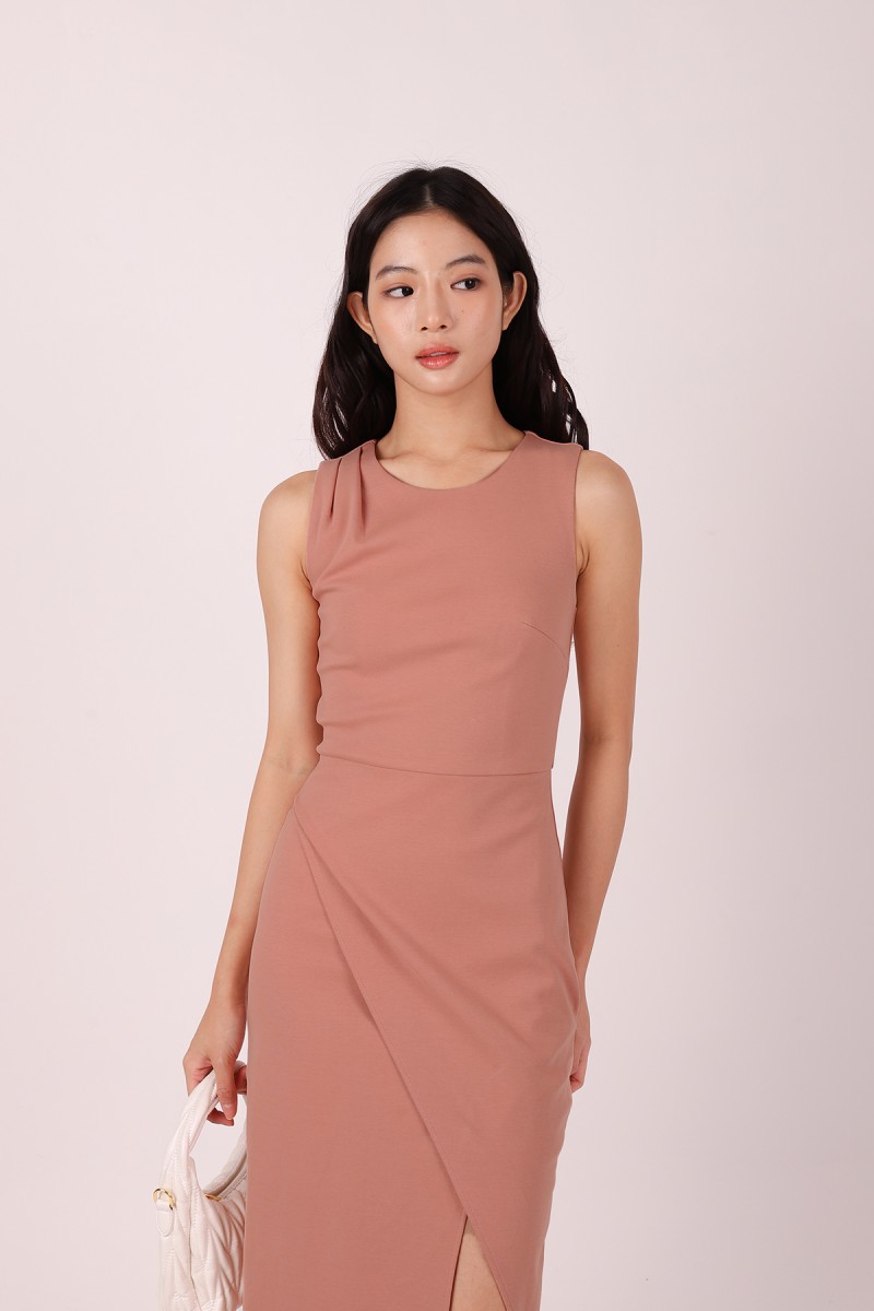 Caelina Overlay Sleeveless Dress in Rust
