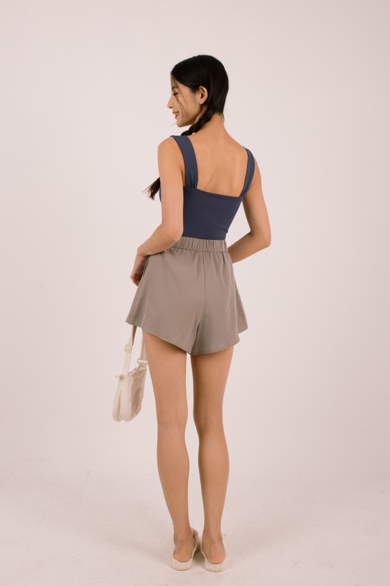 Cirrus Padded Sweatheart Top in Navy