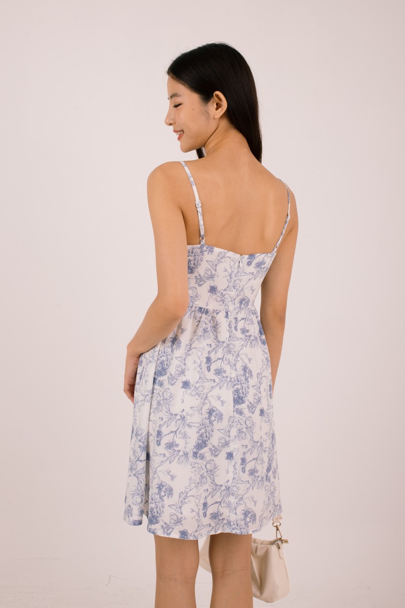 Evalie Floral Ruched Mini Dress in Blue