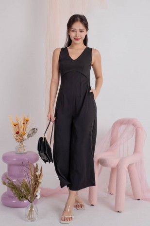Cressida V-Neck Jumpsuit in Black (MY)