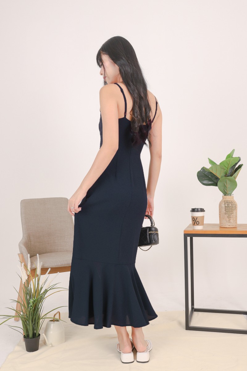 Pearson Button Midi Dress in Navy (MY)