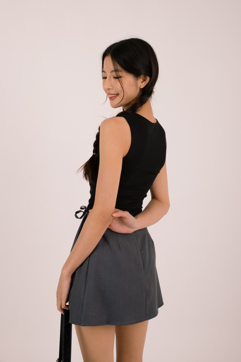 Nivi Ruched Tank Top in Black