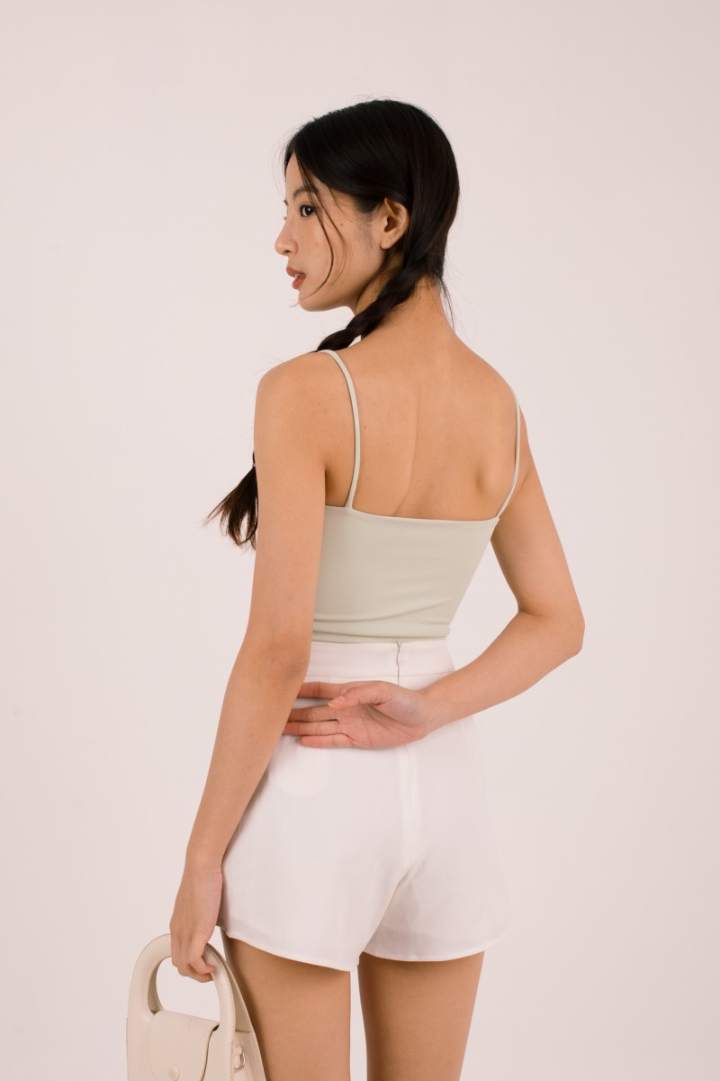 RESTOCK7: Niko Padded Basic Top in Sage Green
