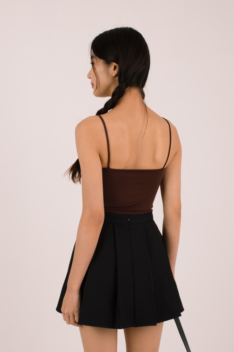 RESTOCK7: Niko Padded Basic Top in Mocha