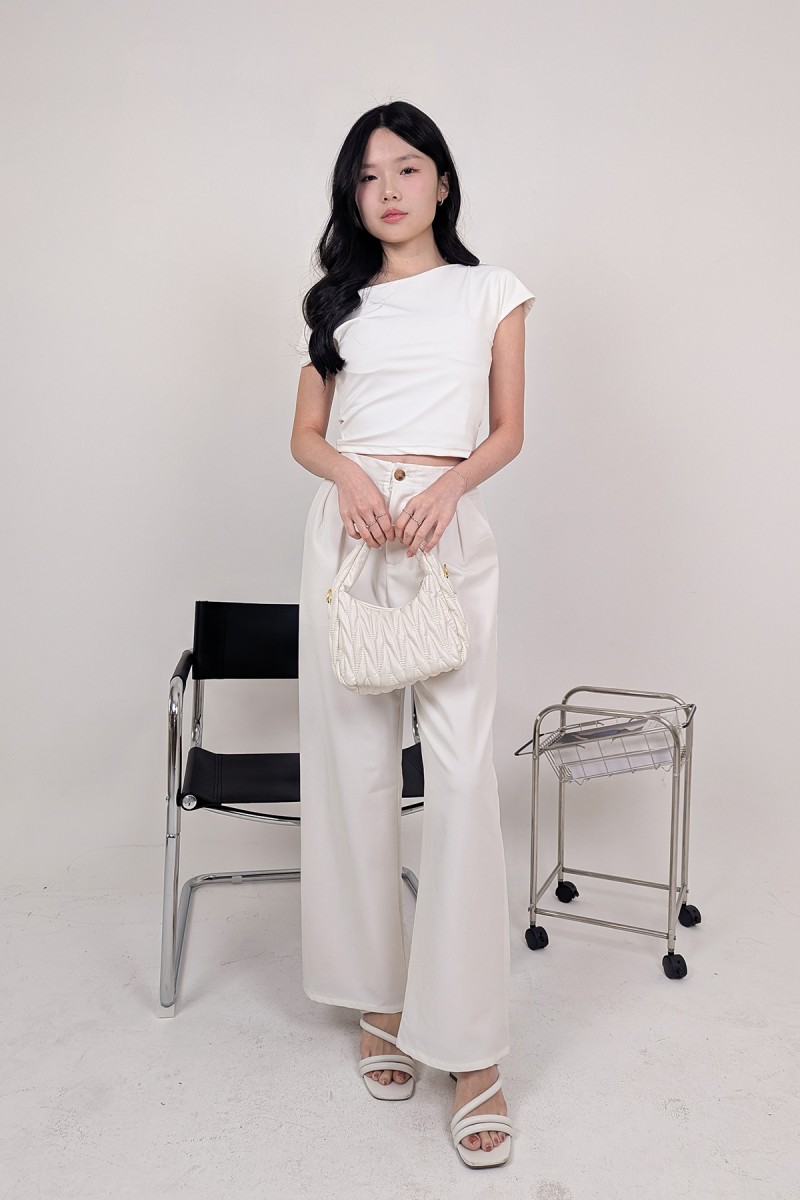 RESTOCK4: Finlay Side Twist Top in White