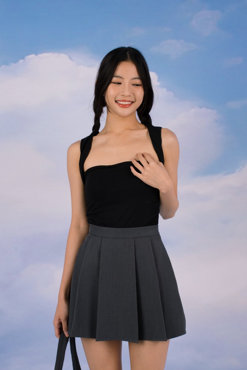 Nivi Ruched Tank Top in Black