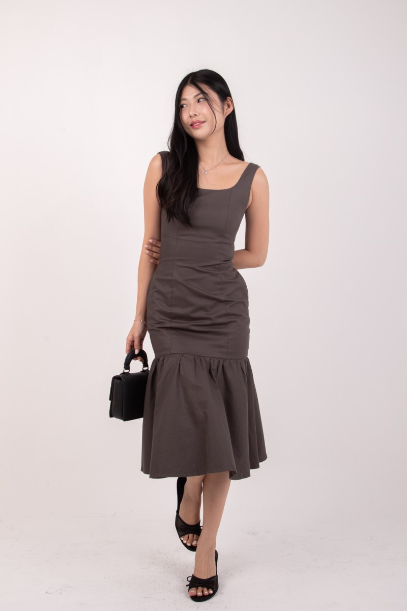 Vaela Panel Mermaid Flare Dress in Gunmetal