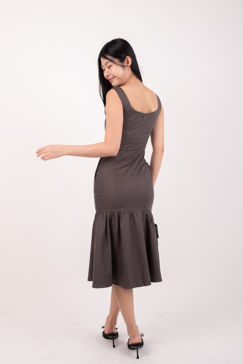 Vaela Panel Mermaid Flare Dress in Gunmetal