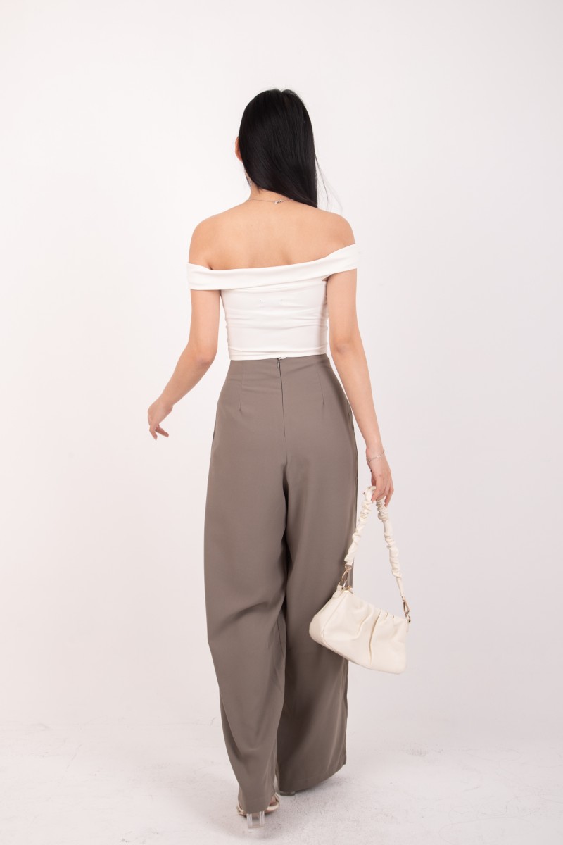Veyra Wide Leg Pants in Gunmetal