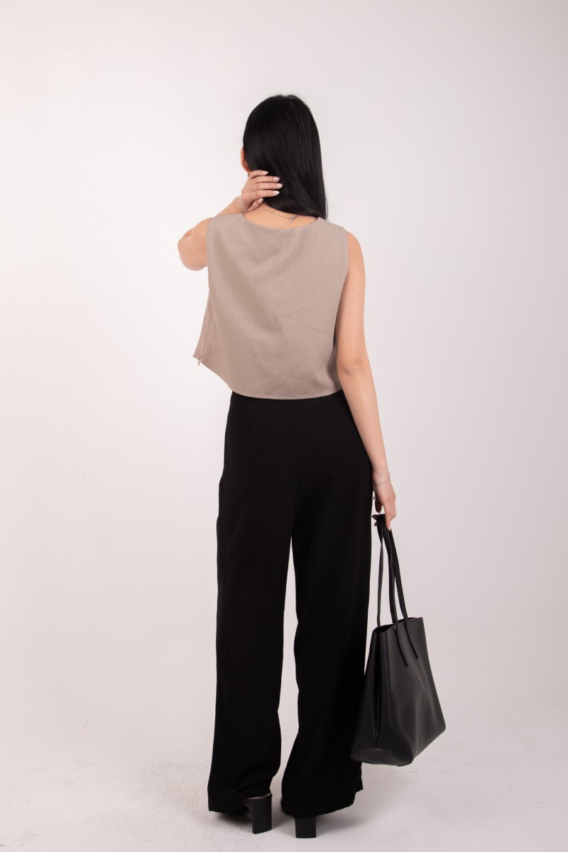 Veyra Wide Leg Pants in Black