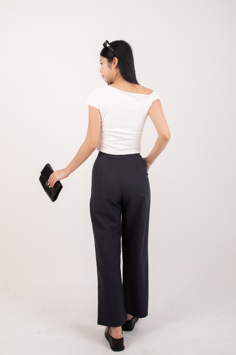 RESTOCK: Bellona Front Pleat Button Pants in Navy