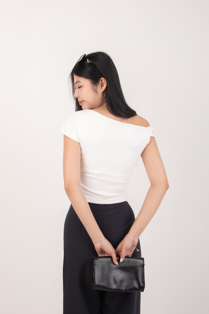 RESTOCK: Bellona Front Pleat Button Pants in Navy