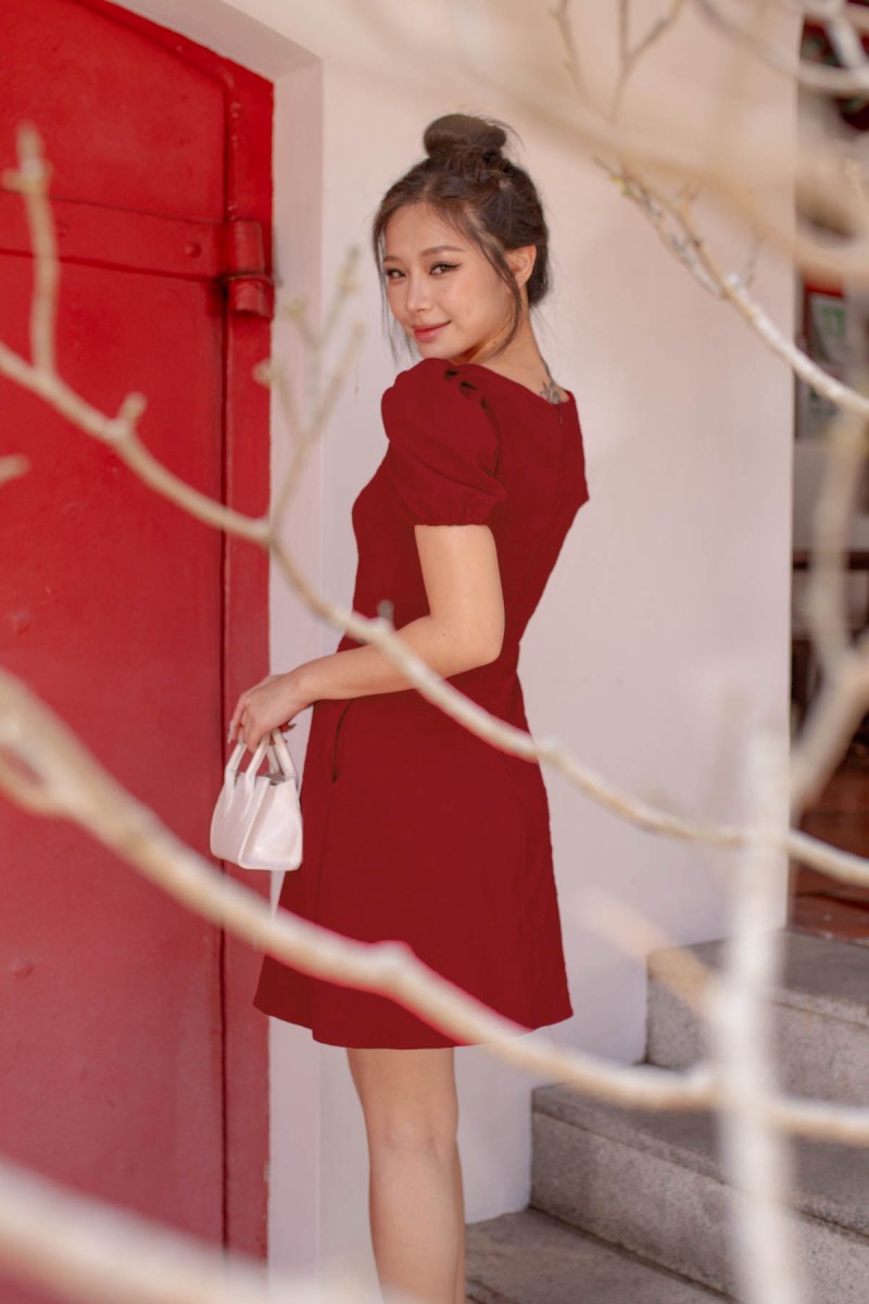 Kevonne Square-Neck Textured Dress in Wine (MY)