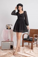 Ayra Sleeved Pleated Dress in Black (MY)